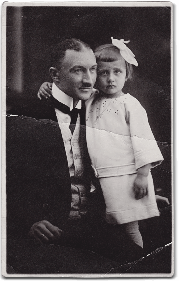 With his daughter, Janinka, Oświęcim 1923